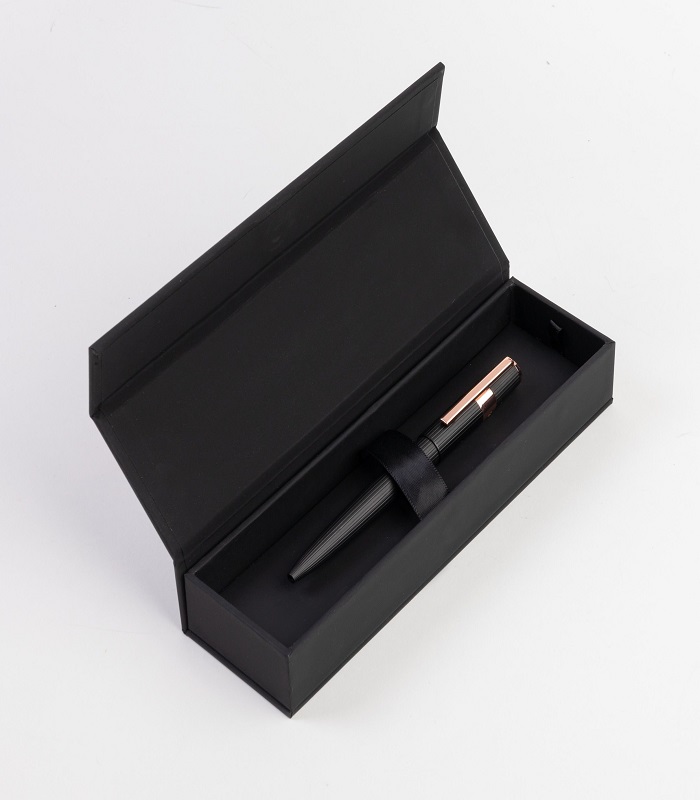 Hugo Boss Ballpoint pen Gear Pinstripe Black / Rosegold