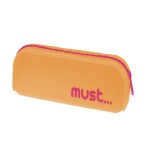 MUST FOCUS GLOW IN THE DARK SILICONE PENCIL POUCH